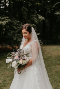 Bruid - bruidskapsel - opsteken - trouwen - make-up